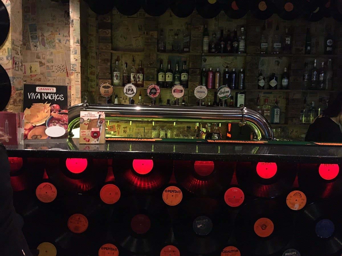 Bakelit Café