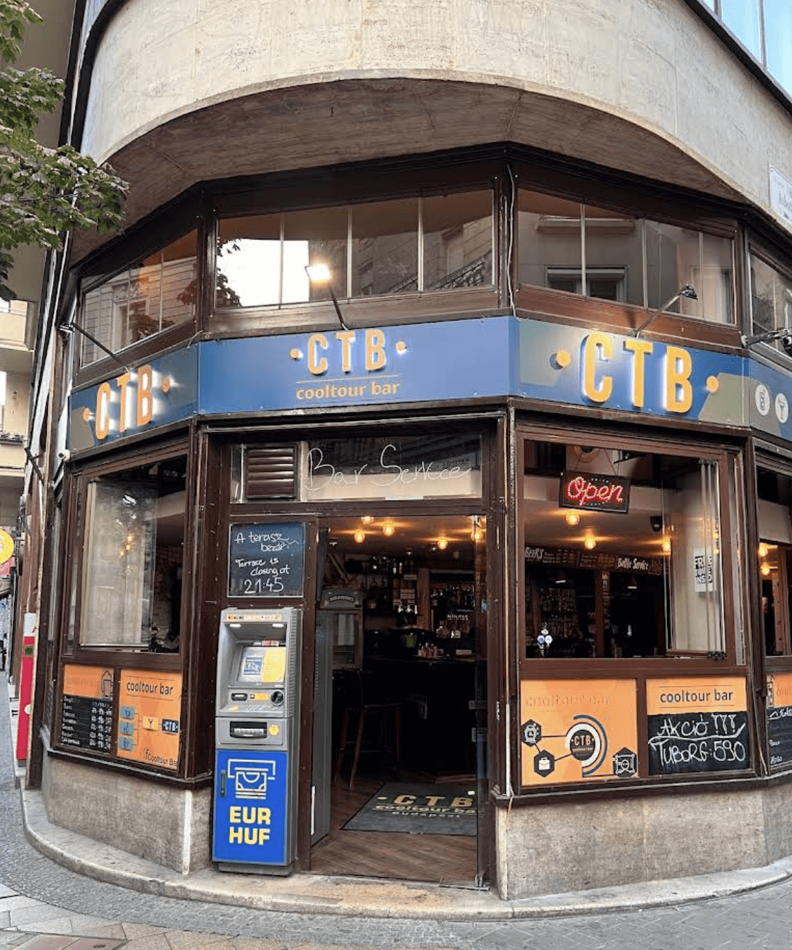 CoolTour Bar 2. - fotó